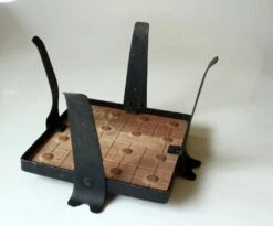 Porte Plante Du Milieu Du Siècle En Fer Forgé Avec Un Carreau De Céramique, Vintage Des Années 1970 -Jardin Fournitures Boutique 01f7ef6a 9102 48b3 a4ed 0b2938da8208