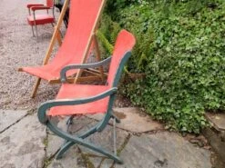 Bain De Soleil Et Son Fauteuil -Jardin Fournitures Boutique 0733746f 8612 4eaf 9e47 20e1a7d4952c