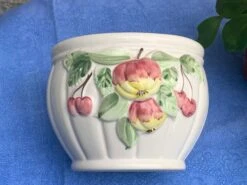 Cache Pot Céramique émaillée Blanc Barbotine Fruits Vintage -Jardin Fournitures Boutique 08c17168 7046 4b6e 922b 17032c7b1a7c