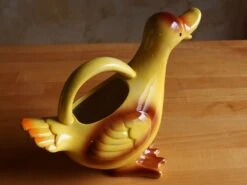 Arrosoir En Céramique En Faïence En Terre Blanche, émail Jaune Et Forme D'oiseau -Jardin Fournitures Boutique 0a907b99 442d 4b21 bb8e 9b8dfad97743