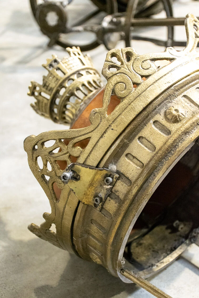 Set De Cinq Lanternes Réverbères Ville De Paris Cuivre Et Laiton 1970’ 7 Set De Cinq Lanternes Réverbères Ville De Paris Cuivre Et Laiton 1970’ – Image 5