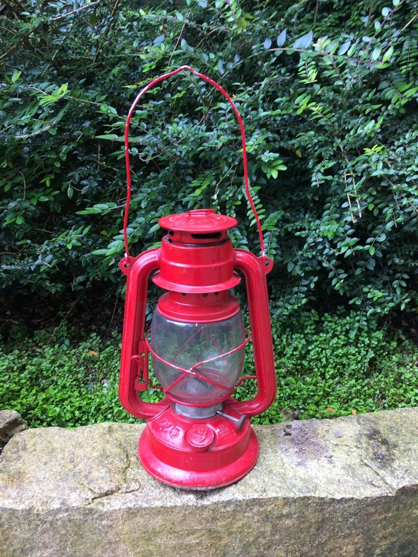 Lampe-tempête En Métal Rouge. Swallow Brand 4 Lampe-tempête En Métal Rouge. Swallow Brand – Image 2