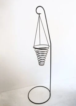 Pied Pour Plante Suspendue En Métal Courbé Jardinière 19 Pied Pour Plante Suspendue En Métal Courbé Jardinière -Jardin Fournitures Boutique 1032e0bb e090 44af 8f0a 07a5674b3389