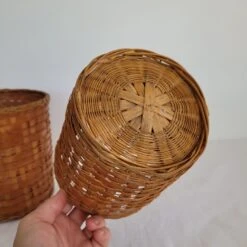 Lot De 2 Cache Pots En Rotin -Jardin Fournitures Boutique 11921eed 6cf5 454f a25f 7ee48f47e3a3