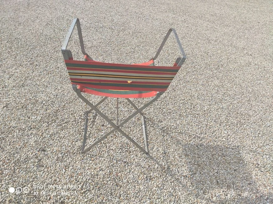 Chaise Pliante Vintage En Métal Avec Tissu D'origine 6 Chaise Pliante Vintage En Métal Avec Tissu D'origine – Image 4