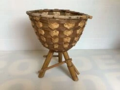 Cache Pot Tripode Bambou Paille -Jardin Fournitures Boutique 12aedcce 4ec9 45ba a9af 8514e7cc0cf8