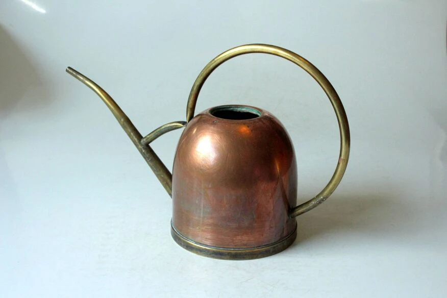 Arrosoir En Cuivre Et Laiton, Des Années 1960 4 Arrosoir En Cuivre Et Laiton, Des Années 1960 – Image 2