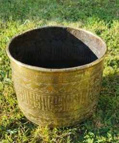 Bassin En Laiton Ciselé, Art Ottoman, Fin Du XVIIIème Début Du XIXème Siècle -Jardin Fournitures Boutique 16be9c68 52a9 4398 9ecb 2b02aaa859bf