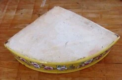 Boite Faience Jaune à Décor De Fleurs Du Printemps -Jardin Fournitures Boutique 17ac2e38 249a 4a73 9aa9 36a939e2243f