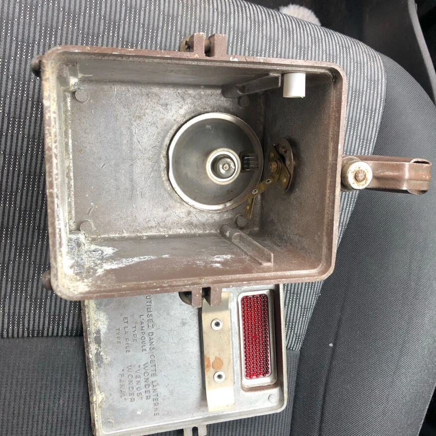 Ancienne Lampe De Manœuvre Vintage 9 Ancienne Lampe De Manœuvre Vintage – Image 7