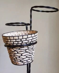 Porte-plantes En Fer Forgé Tripode Années 50, Avec Trois Cache-pots -Jardin Fournitures Boutique 1967581f 1a5c 4555 9ba7 3b503de9baf6