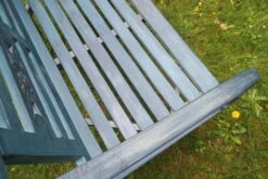 Banc De Jardin Peint En Détresse Du Milieu Du Siècle -Jardin Fournitures Boutique 1b90b189 2452 4c84 90ef 0f6e82d21231