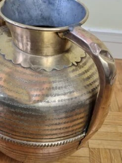 Paire De Jarres En Laiton à Double Anses Artisanat Marocain 17 Paire De Jarres En Laiton à Double Anses Artisanat Marocain -Jardin Fournitures Boutique 1c8a7efb 2bc0 48e8 b0c2 a73f6cda1bd3