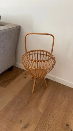 Porte Plante Ou Porte Revues Tripode En Rotin Vintage 1950 -Jardin Fournitures Boutique 1cbfa17c 1cd7 436e b9d0 b7ba769cc082