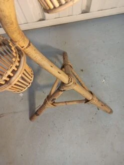 Porte Pots En Bambou Rotin Serpent Pot -Jardin Fournitures Boutique 1d85cc7d 2371 4761 84e7 02b2dfdb9f7c