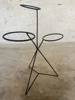 Porte Plantes En Métal Années 50 -Jardin Fournitures Boutique 23078af7 4374 4348 8353 b4d099218a12