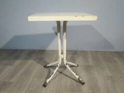 Table De Jardin Années 50 -Jardin Fournitures Boutique 23972cdf ae57 46a3 89fd 9f00e0017ad0