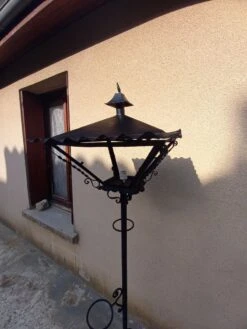 Lampadaire Jardin Fonctionnel, En Fer Forgé -Jardin Fournitures Boutique 24c8d558 214f 4d7f 942c 228c44082a92