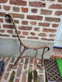 Ancienne Paire De Pieds De Banc De Jardin En Fonte -Jardin Fournitures Boutique 2631c805 9cfe 4572 92f5 9e3a0ca14bd4