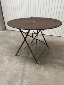 Table Ronde Ancienne De Jardin Pliante -Jardin Fournitures Boutique 27bca014 b9a4 4b73 9f61 12e5b805f897