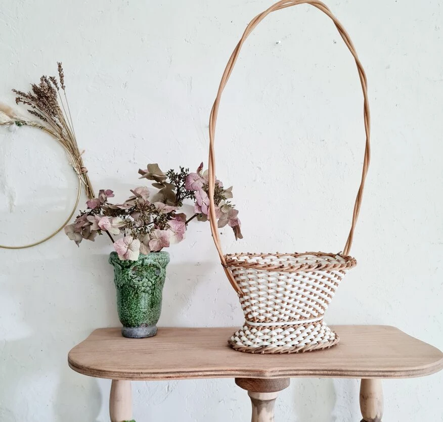 Porte Plantes Ou Support En Rotin Et Scoubidou 5 Porte Plantes Ou Support En Rotin Et Scoubidou – Image 3