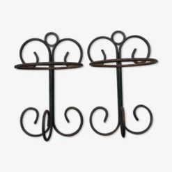 Paire De Portes Pots En Fer Forgé.