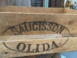 Caisse Publicitaire Vintage Saucisson Olida 1960 -Jardin Fournitures Boutique 2ec5ab91 6c73 4167 b3ac d3894d61ef3c