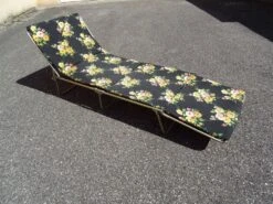 Chaise Longue Transat Pliant Lit De Camp à Fleurs Vintage Marque Castel Joyeux -Jardin Fournitures Boutique 312aa916 2f78 4314 aa92 419dfd5d8d0e
