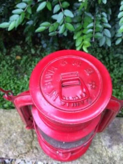 Lampe-tempête En Métal Rouge. Swallow Brand 10 Lampe-tempête En Métal Rouge. Swallow Brand -Jardin Fournitures Boutique 331d11da 59e6 482f a190 370d3afe33fb