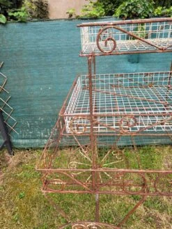 Ancienne Charette De Fleuriste -Jardin Fournitures Boutique 357532c1 3904 4b57 a4e1 ec35b8144f9d