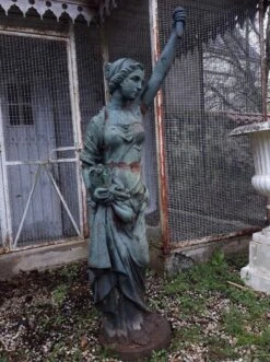 Statue En Fonte, Décoration D'extérieur -Jardin Fournitures Boutique 36384681 24e8 4812 9f32 fc08556774f3