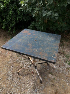 Table Hélix Avec Ses 4 Chaises -Jardin Fournitures Boutique 37fff1f5 1eae 4019 8ae3 96316302504f