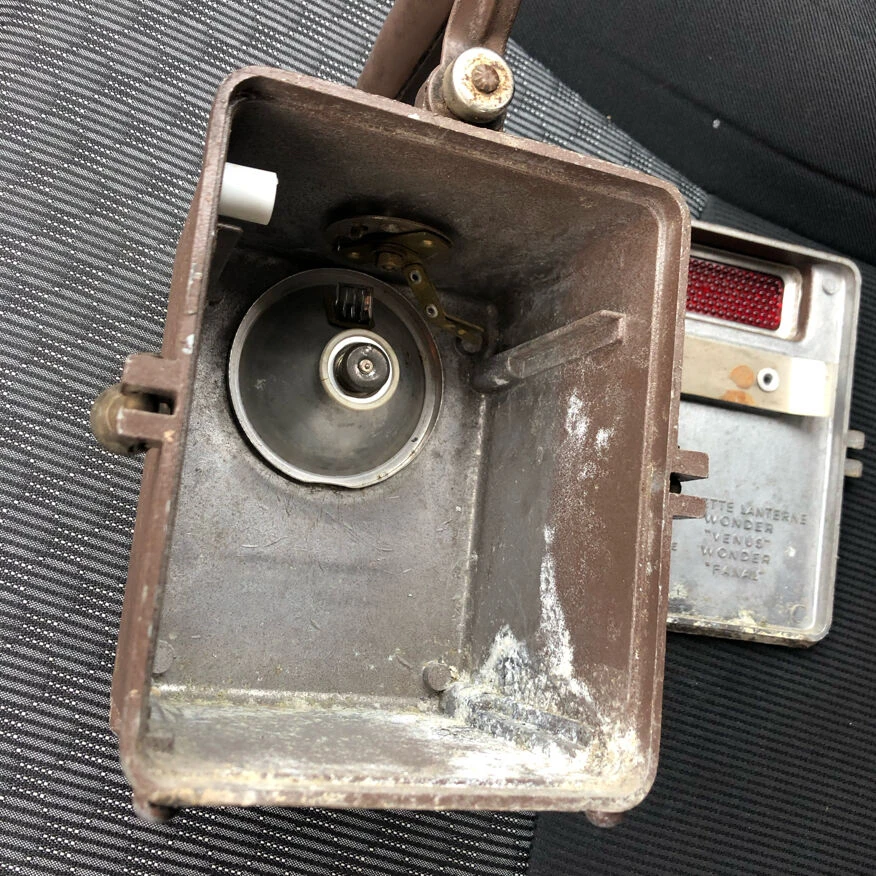 Ancienne Lampe De Manœuvre Vintage 10 Ancienne Lampe De Manœuvre Vintage – Image 8