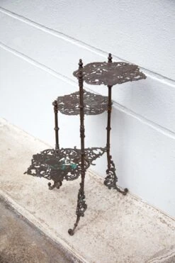 Sellette Bronze Ancienne Sellette 3 Niveaux,porte-plante Bronze, Motifs Papillon, Jardinière, Patio -Jardin Fournitures Boutique 40d493df ba19 47d4 84c5 62f193a98f12