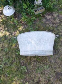 Bassine Ancienne Ronde En Zinc -Jardin Fournitures Boutique 4468cac0 3a11 4e39 b969 fdb3cdbb20b5