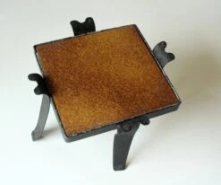 Porte Plante Du Milieu Du Siècle En Fer Forgé Avec Un Carreau De Céramique, Vintage Des Années 1970 -Jardin Fournitures Boutique 44690a26 8701 420b bab9 76f9f92e70dc