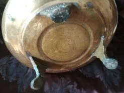 Chaudron Tripode En Cuivre Et Bronze 26 Chaudron Tripode En Cuivre Et Bronze -Jardin Fournitures Boutique 459e4d92 f4a0 4c23 9463 32d8decf1123