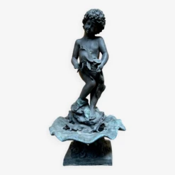 Fontaine De Jardin En Bronze.