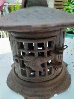 Lanterne De Temple Japonaise En Fonte -Jardin Fournitures Boutique 4bbf64df df2f 4947 963b 686562db9509