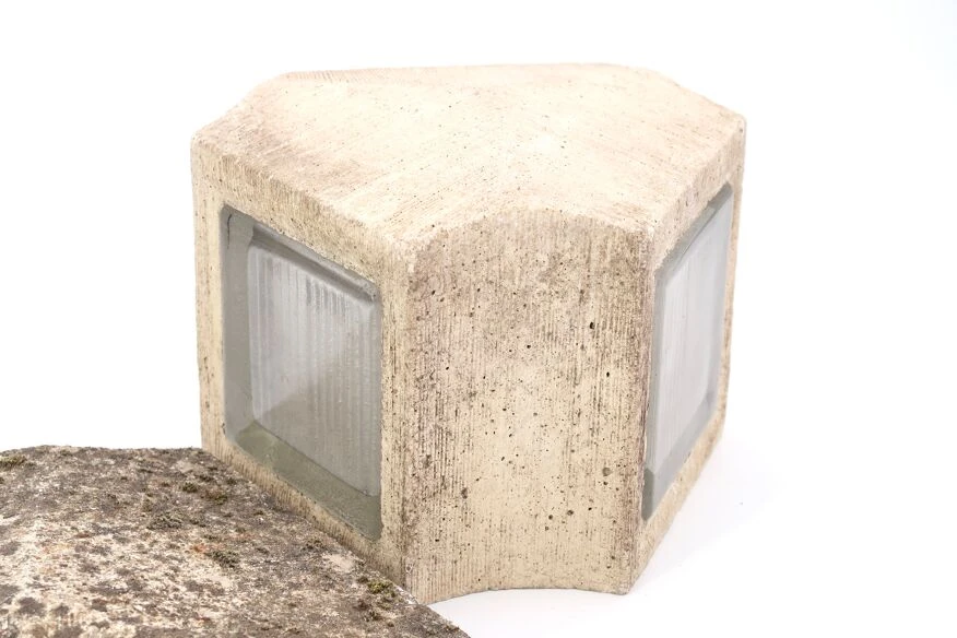 Luminaire Architecturé De Jardin En Béton Et Verre, Années 50 10 Luminaire Architecturé De Jardin En Béton Et Verre, Années 50 – Image 8