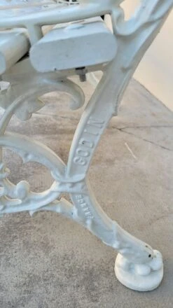 Banc De Jardin Signé Godin En Fonte De Maison Bourgeoise -Jardin Fournitures Boutique 4cc20b11 39d7 4f7e a1f6 1c4706d80d30