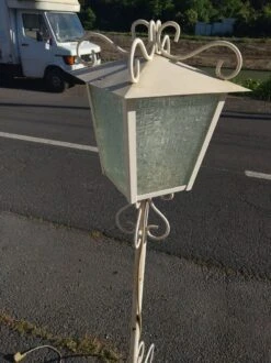 Lampadaire De Jardin En Fer Forgé Style Romantique Vers 1960 -Jardin Fournitures Boutique 4d9ebf84 927d 47bf 9af1 79e69a785204