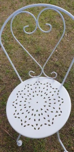 Salon de jardin composé d une table tripode démontable (3 vis) -Jardin Fournitures Boutique 4edc0234 9dca 4cb6 b3a3 75038eb17e55