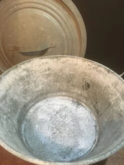 Bassine & Couvercle En Zinc Ø 43 -Jardin Fournitures Boutique 51188f93 c944 4ea5 803b 6f3b60dab103