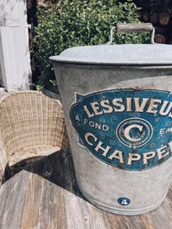 Lessiveuse Ancienne En Zinc Avec Son étiquette D’origine Et Son Couvercle. -Jardin Fournitures Boutique 545139c6 dd5b 462d 8f71 f4c734859669