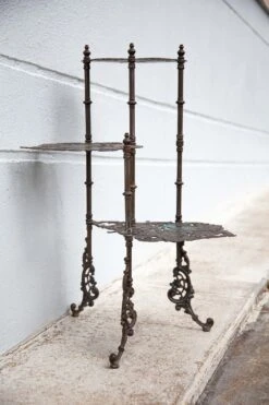 Sellette Bronze Ancienne Sellette 3 Niveaux,porte-plante Bronze, Motifs Papillon, Jardinière, Patio -Jardin Fournitures Boutique 546d1303 13b3 4560 8945 aaad7b3c2b80