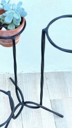 Porte Plantes Acier Vintage -Jardin Fournitures Boutique 57550668 6b9c 480a 8581 887e49b10a45