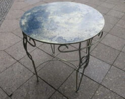 Table De Patio De Jardin Peinte Du Milieu Du Siècle, Années 1950 -Jardin Fournitures Boutique 57e71271 071b 4383 9b65 bef6820fadb1
