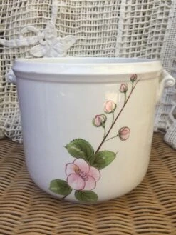 Cache Pot Décor Fleurs Pastel -Jardin Fournitures Boutique 58bb340c df55 4f2e 8e38 71459a3f4d9e