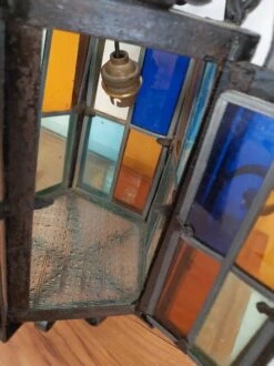 Lanterne En Fer Forgé Et Vitraux -Jardin Fournitures Boutique 5a951a77 293b 41b4 893f 94d5da23f99c